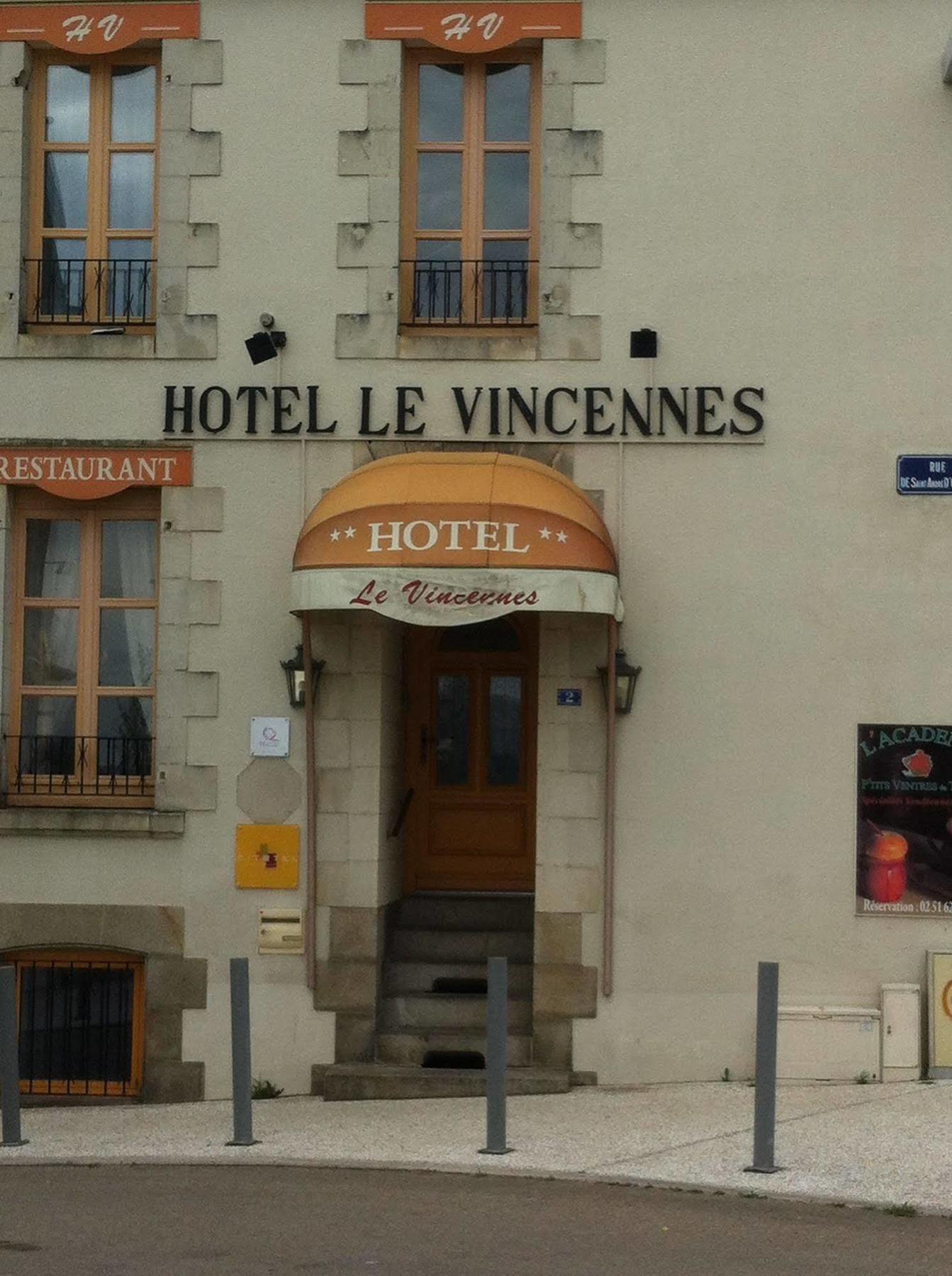 Les Pastels Hotel La Roche-sur-Yon Exterior photo